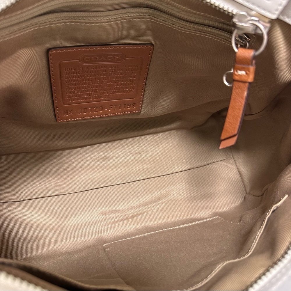 Coach Hamptons Satchel White Leather Cognac Trim Dog-Leash Clip Vintage Y2K - Picture 11 of 12